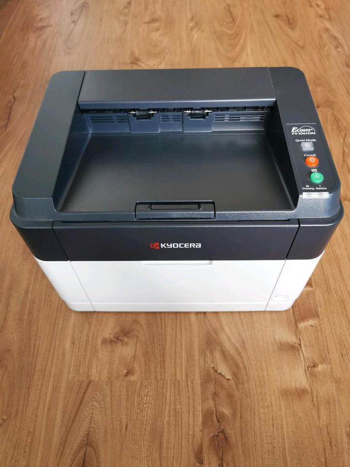 Kyocera FS-1061DN S/W-Laserdrucker LAN in Saarbrücken