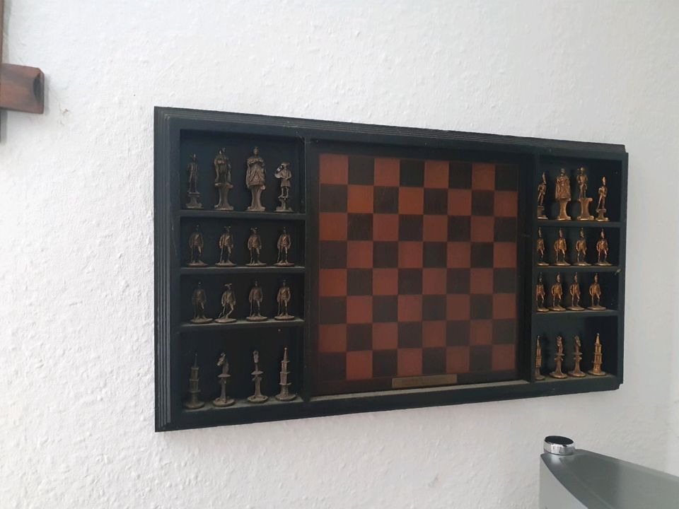 Schachspiel mit Figuren in Weitnau