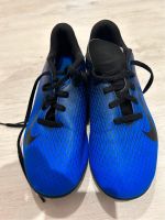 Fußballschuhe Turnschuhe Nocken blau Gr. 38,5 Mecklenburg-Vorpommern - Sassen-Trantow Vorschau