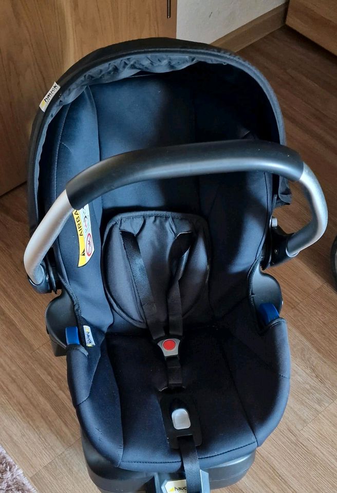 Babyschale mit isofix in Milzau