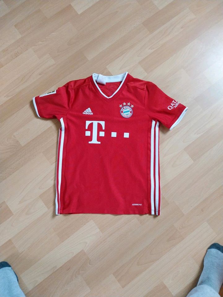 Bayern München Trikot Fußball Davies 152 in Völklingen