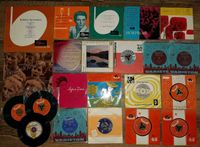 Schallplatten Singles 45er verschiedene älter vintage Nordrhein-Westfalen - Rösrath Vorschau