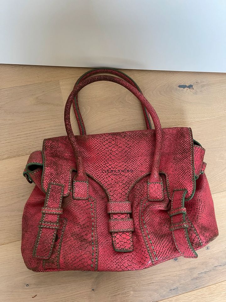 Original Liebeskind Tasche aus Leder in schlangenoptik in Seevetal