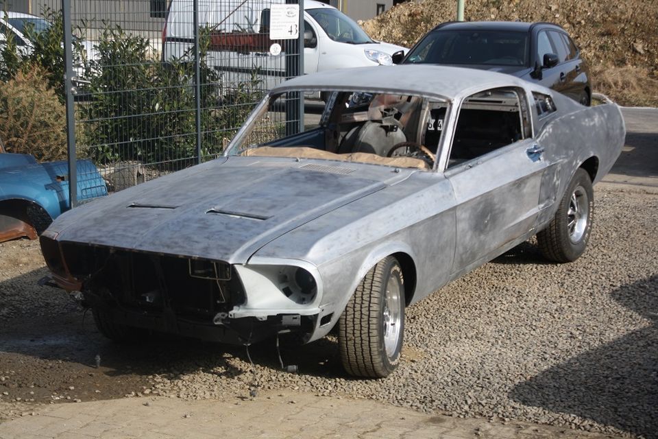 1967 67 Ford Mustang Fastback clone rolling body V8 289 302 390 in Stolberg (Rhld)