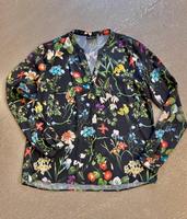 Bluse mit Blumen Bayern - Erlangen Vorschau