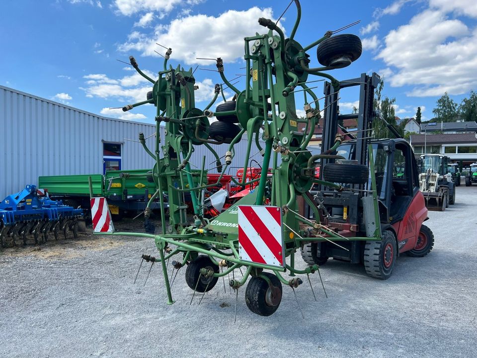 Krone KW 8.80/8 / Kreiselheuer in Böbingen an der Rems