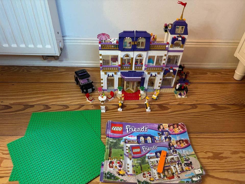 Lego Friends 41101 Heartlake Grand Hotel in Hamburg