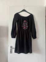 Carmen-Kleid , schwarz mit Stickerei, Gr. 40/42 Nordrhein-Westfalen - Issum Vorschau