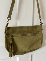 BOHO Umhänge-Tasche Wildleder grün Good Times Barcelona Baden-Württemberg - Karlsruhe Vorschau