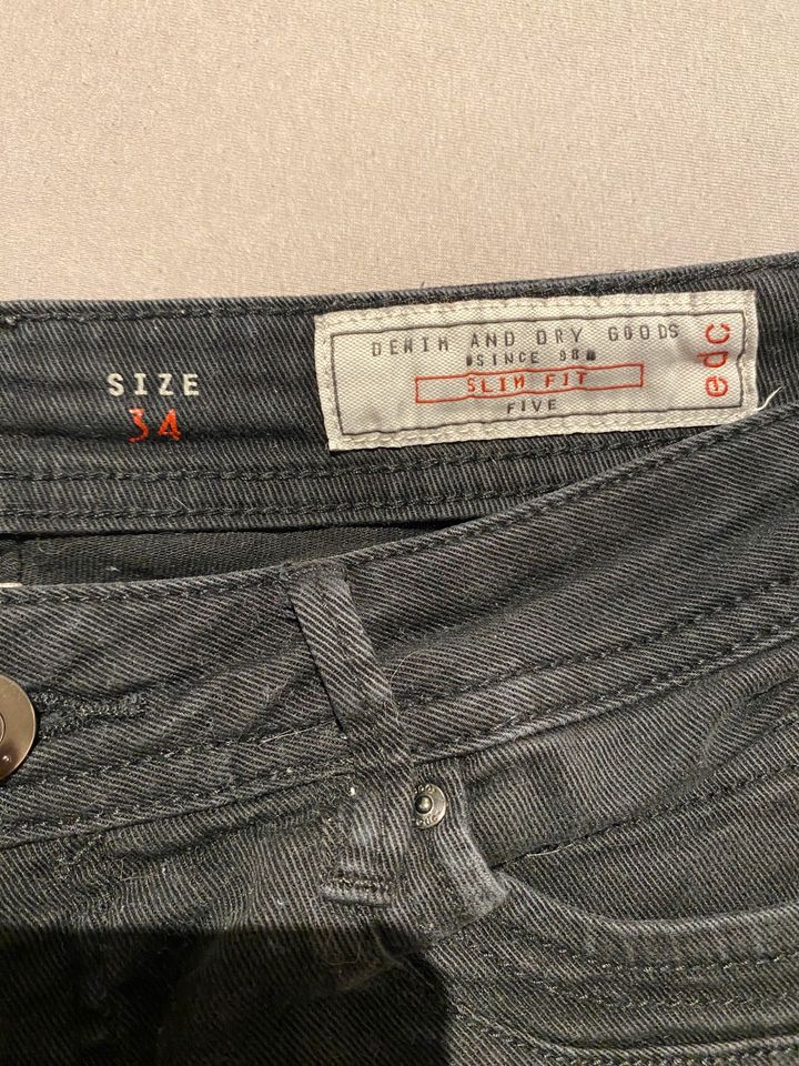 3/4 Jeans, EDC, Slim Fit, schwarz, Gr. 34 in Hannover