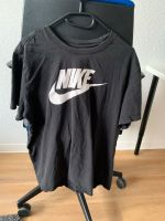 Schwarzes Nike Shirt Düsseldorf - Oberbilk Vorschau