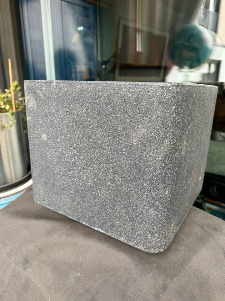 Pflanzgefäß, Blumentopf 30cm Schwarz Granit 15L in München