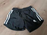 Adidas Shorts 128 Niedersachsen - Sibbesse  Vorschau
