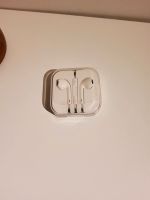 Apple Earpods mit Kopfhörer Stecker,  neu und ovp Nordrhein-Westfalen - Emsdetten Vorschau