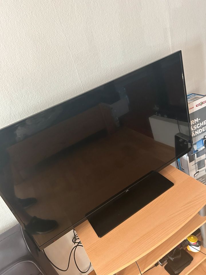 TV JVC 43 SmartTV in Wolfenbüttel