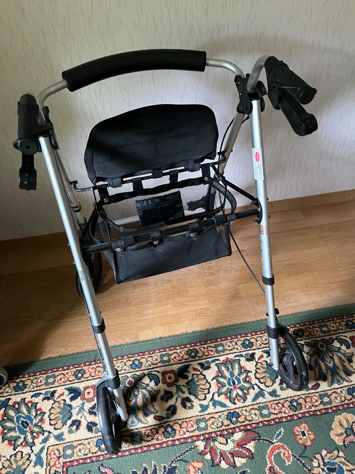 Outdoor Rollator in Schiffweiler