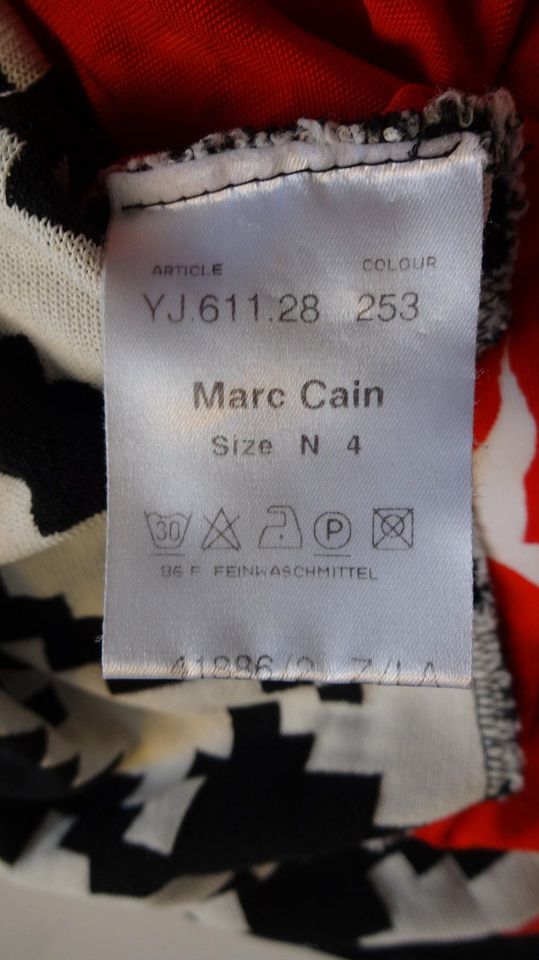 Marccain Shirt Top Marc Cain T-Shirt Muster- u. Materialmix  N 4 in Nürnberg (Mittelfr)