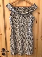 Kurzes enges Kleid Schulterfrei schwarz/weiß 36/S Mango Brandenburg - Borkwalde Vorschau