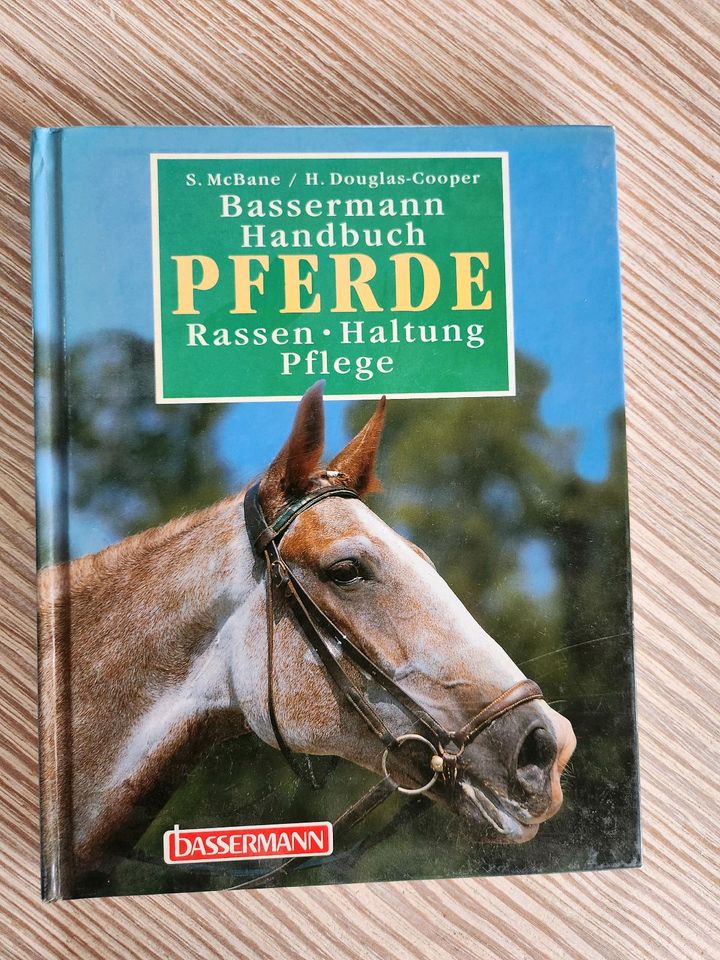 Bassermann Handbuch für Pferde in Wallmerod