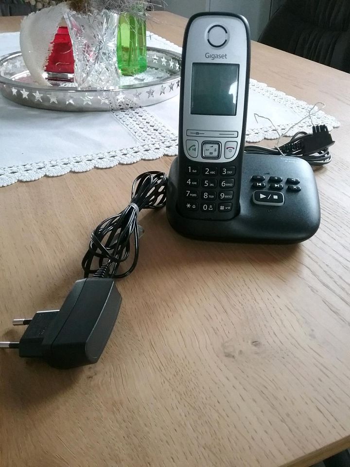 Schnurloses Telefon mit Anrufbeantworter (Gigaset A  415) in Twistringen