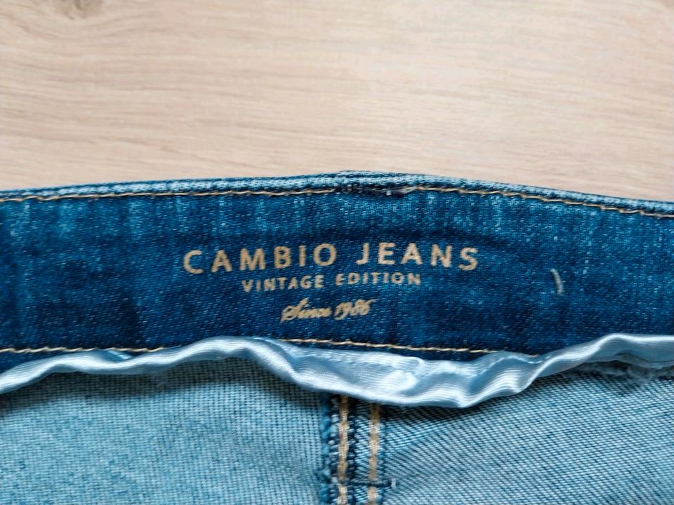Jeans von Cambio Größe 38/40 wie neu in Markgröningen