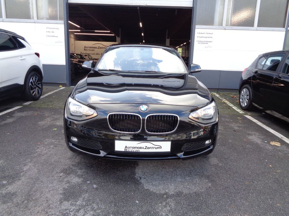 BMW 1 Lim. 5-trg. 116i Advantage*NAVI*ALU*PDC*TOP* in Ratingen