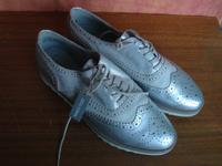 Silberfarbene Flügelkappenschuhe, Marco Tozzi, Gr. 41, neu Nordrhein-Westfalen - Gladbeck Vorschau