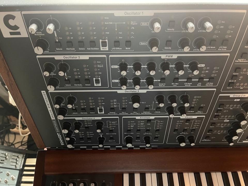 Schmidt Eight Voice Analog Synthesizer, in excellent condition in Kleve