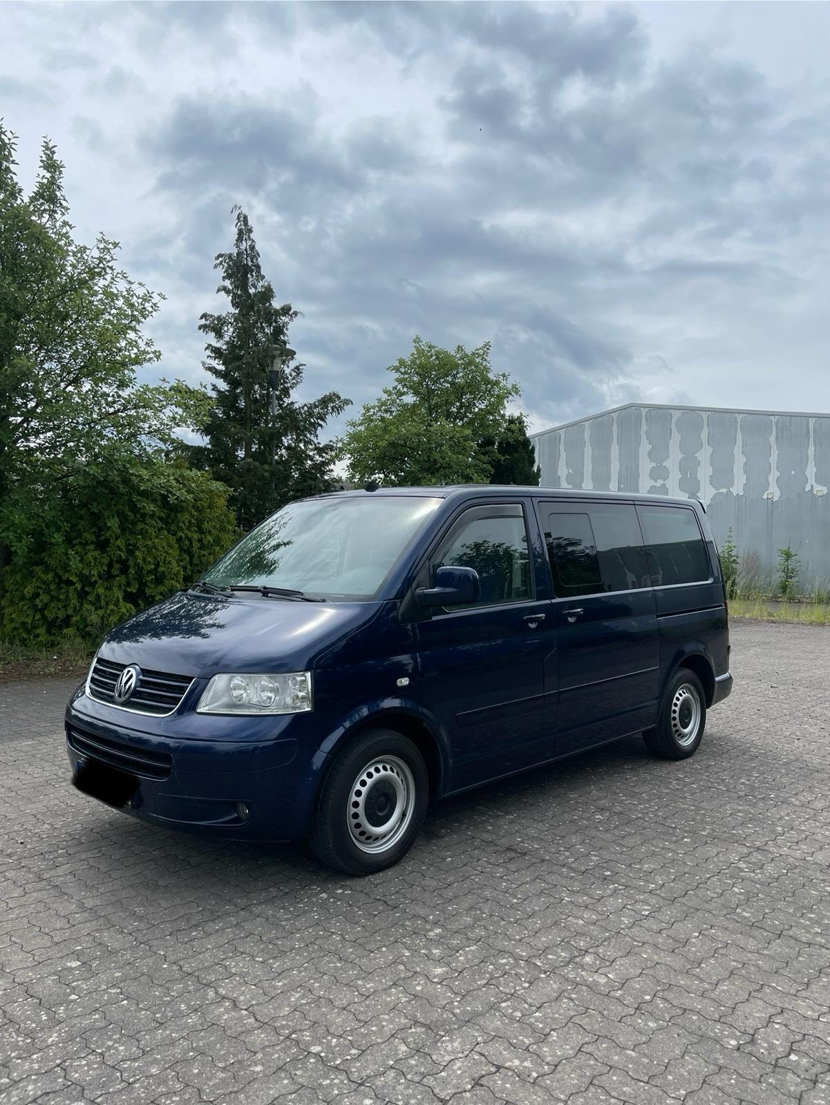 Abbildung des Autos Vw t5 2.5tdi-Multivan-TÜ…