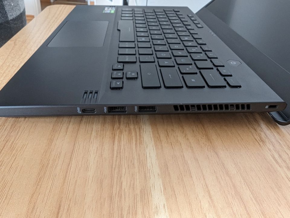 Asus ROG Zephyrus G14 Gaming Laptop-Ryzen 7/ RTX 3050/ 512GB SSD in Frankfurt am Main