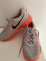 Nike Flyknit Max Sneaker Grau 39 (40) neuwertig Baden-Württemberg - Leutenbach Vorschau