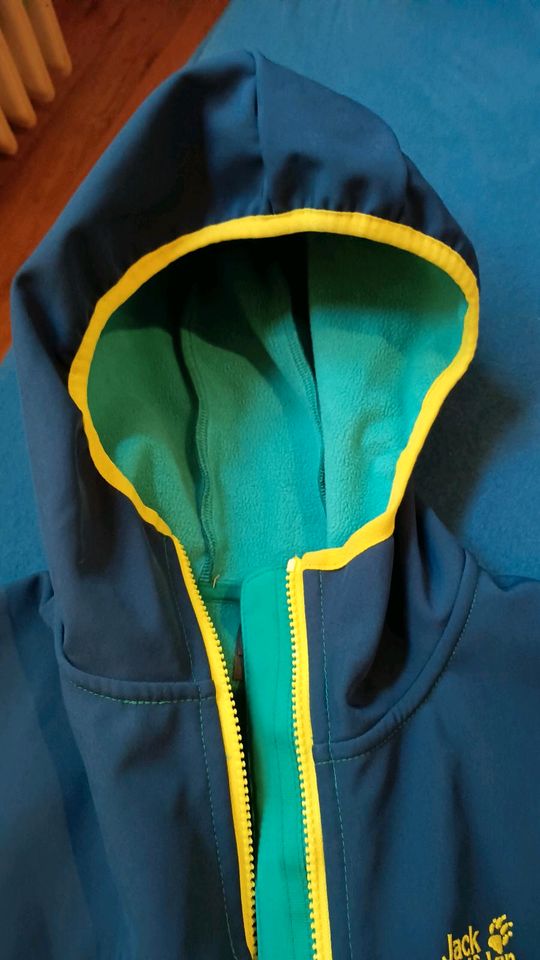 Jack Wolfskin Kinderjacke Softshell 176 oder Damen S/M in Osnabrück