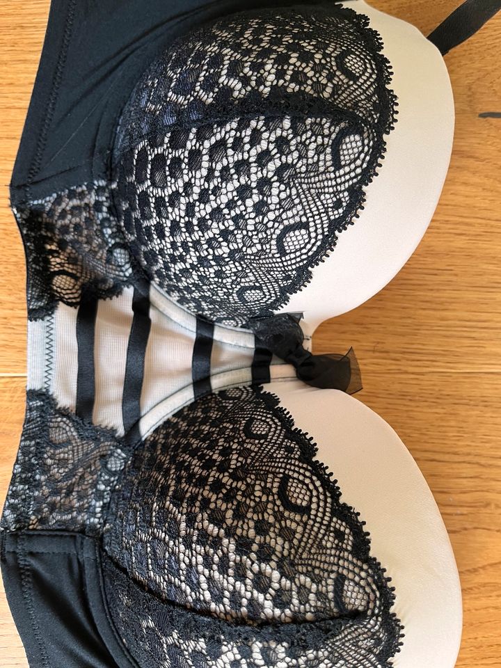 Dessous Dreamlift BH v. Hunkemöller 85 C NEU!! in Salzgitter