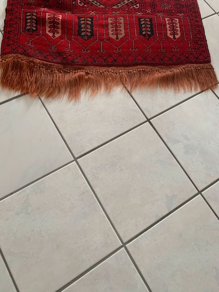 Handgeknüpfter Turkmenischer Orientteppich 1,36 x 84 cm in Neu Wulmstorf