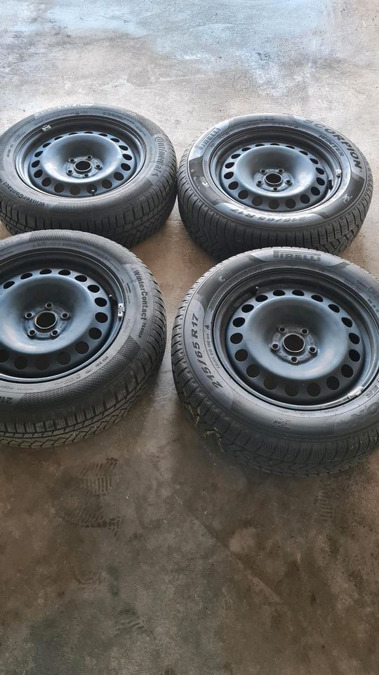 Winterräder 215/65 R17 99H auf VW Tiguan Stahlfelge in Schwerte