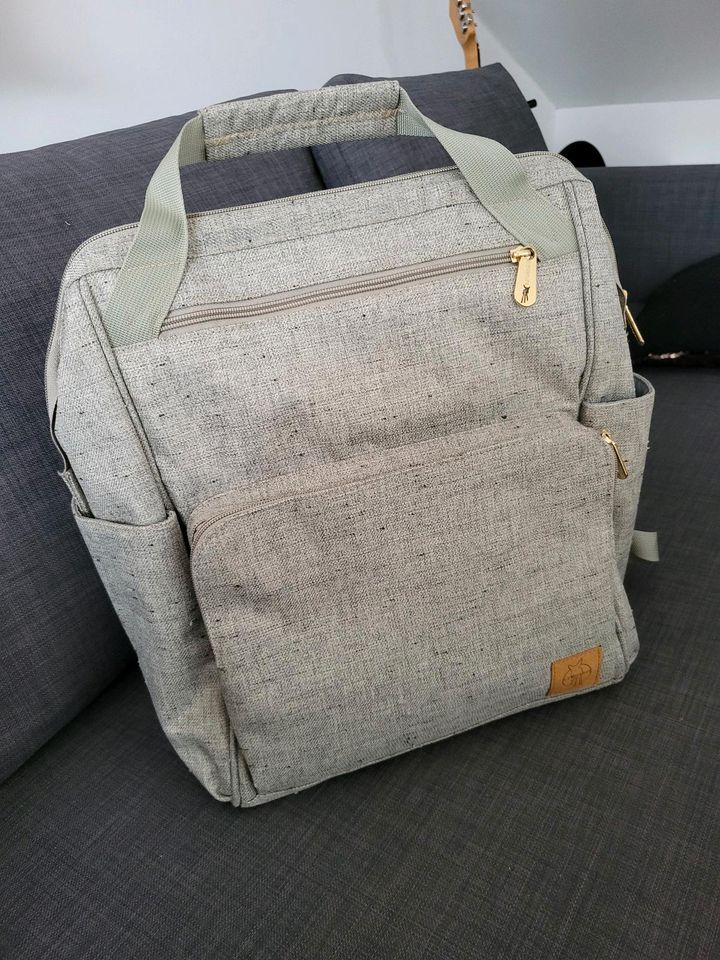 Lässig Wickelrucksack in Rellingen