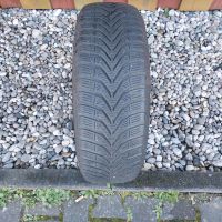 1x Winterreifen 185/65R15 88T, Vredestein 5,5 mm, DOT2315 Hessen - Bad Vilbel Vorschau