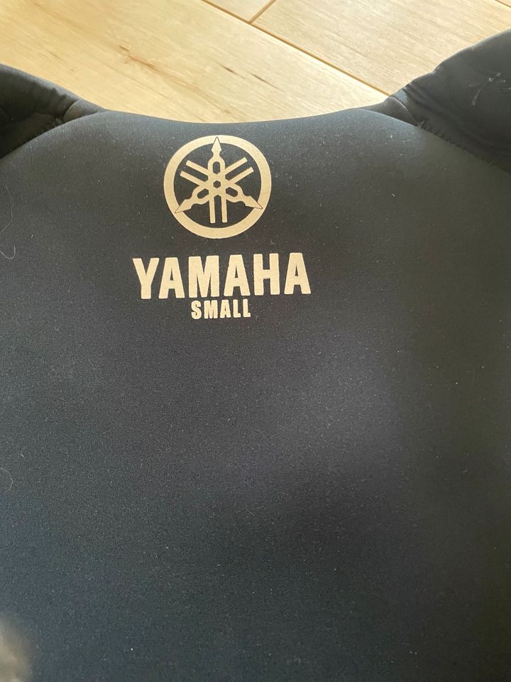 Schwimmweste Yamaha in Lichtenau
