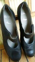 NEU ARA Lederschuhe Gr.41 Damen Leder Schuhe Sport Sportschuhe München - Trudering-Riem Vorschau
