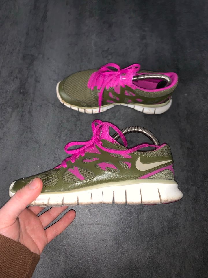 Nike Free Run Laufschuhe neuwertig in Paderborn