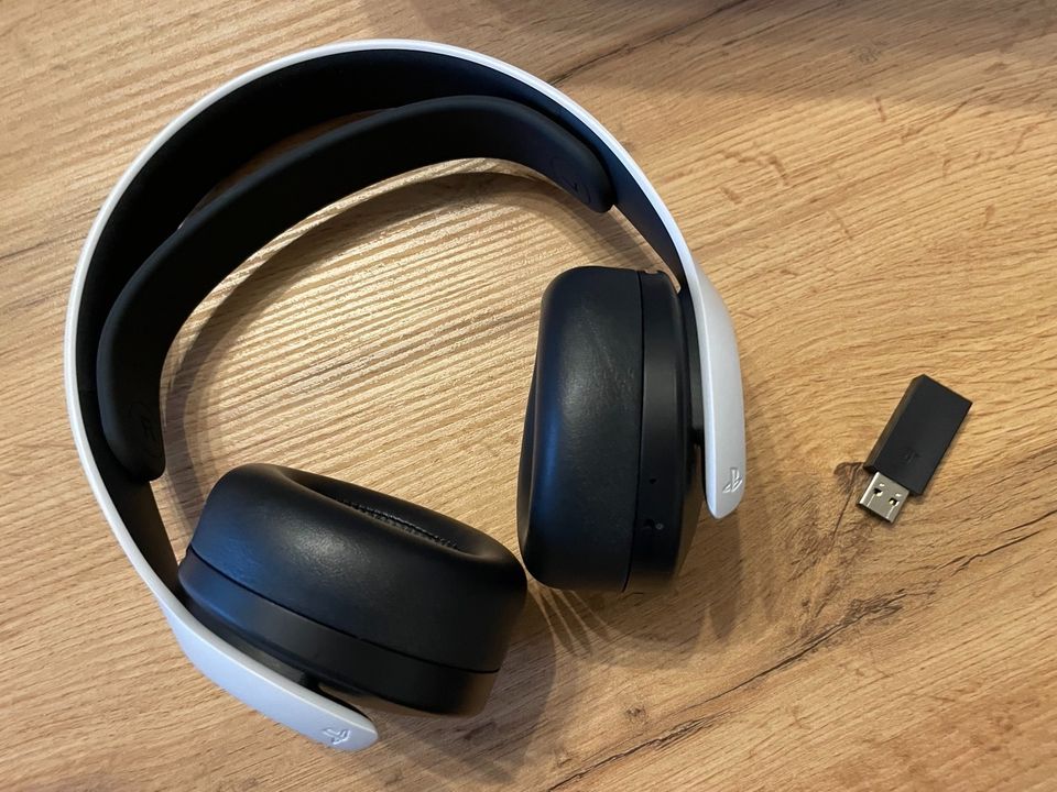 PlayStation PULSE 3D Wireless Headset in Bad Salzuflen