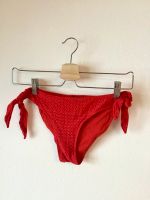 H&M Bikini Hose rot Bikinihose Lochmuster Design 38 HM Bayern - Ustersbach Vorschau