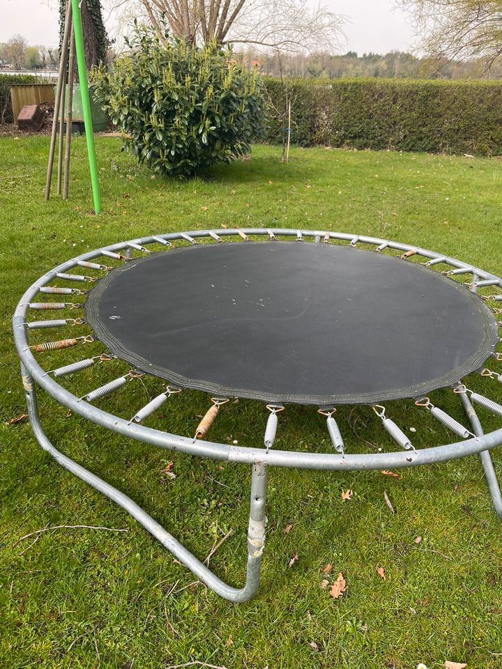 Trampolin Outdoor in Caputh