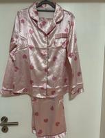 Pyjama mit Herzen Niedersachsen - Rinteln Vorschau