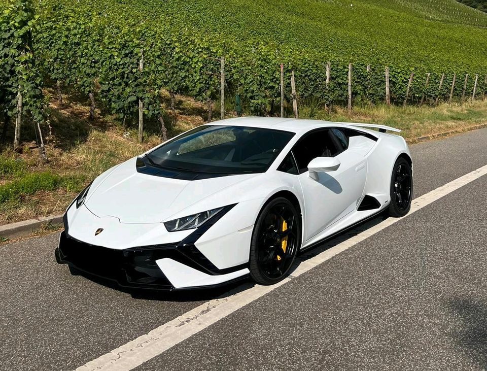 Lamborghini Huracan Tecnica 03-2023 1900km Rolex Patek inzahlung in Stuttgart