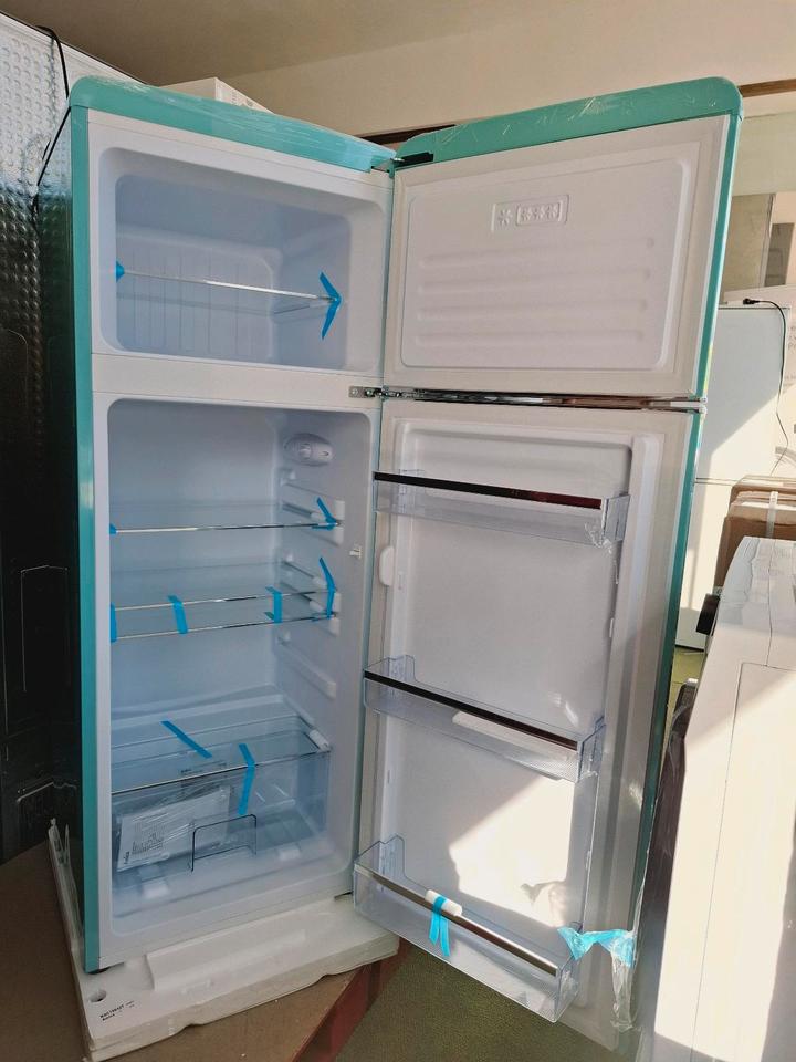 NEU AMICA Kühlschrank A++ mit  Garantie Lieferung ab 20€ Retro in Berlin