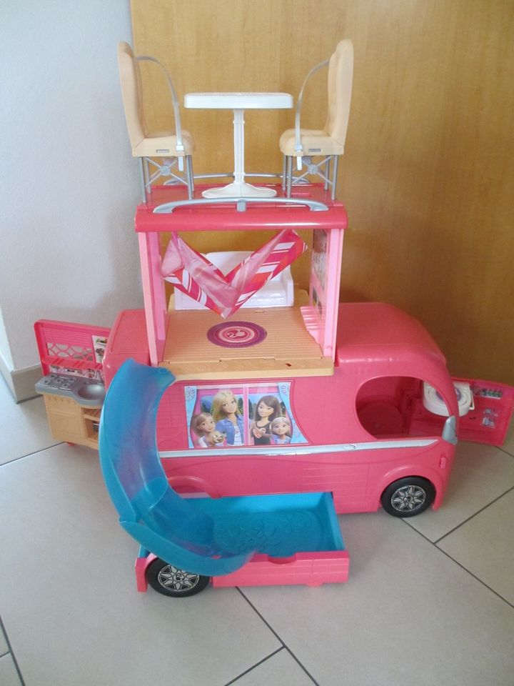 Barbie-Pop Up Camper in Singen