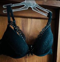 H&M super Push up BH schwarz Spitze Gr. A70 Neu Lindenthal - Köln Sülz Vorschau