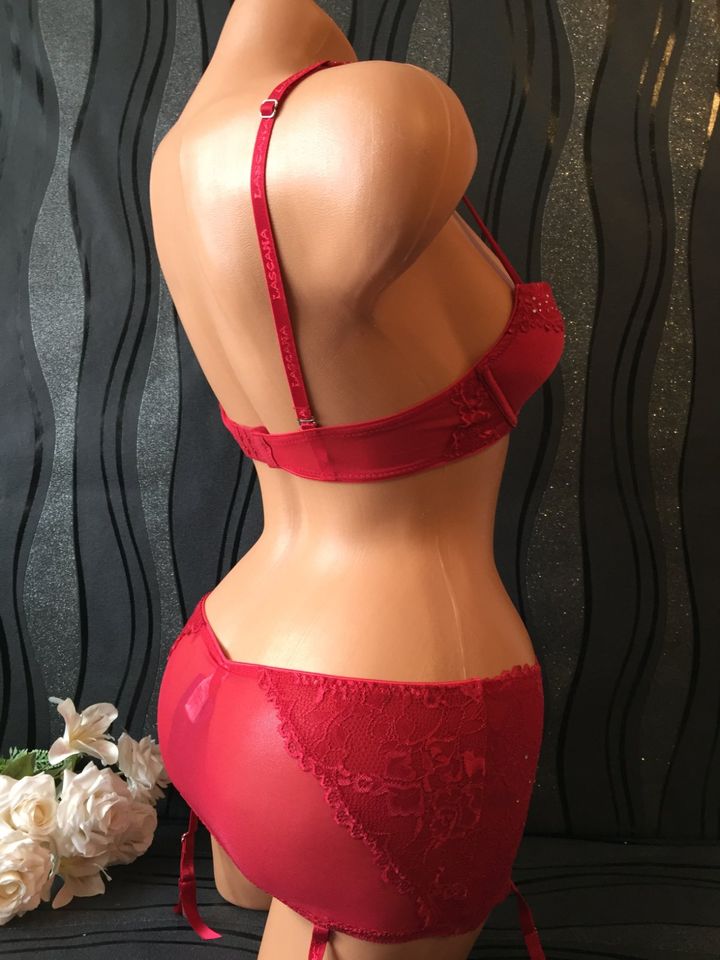 LASCANA BH Set sexy Rot Spitze Strapse String 70A 70C 34 38 in St. Egidien