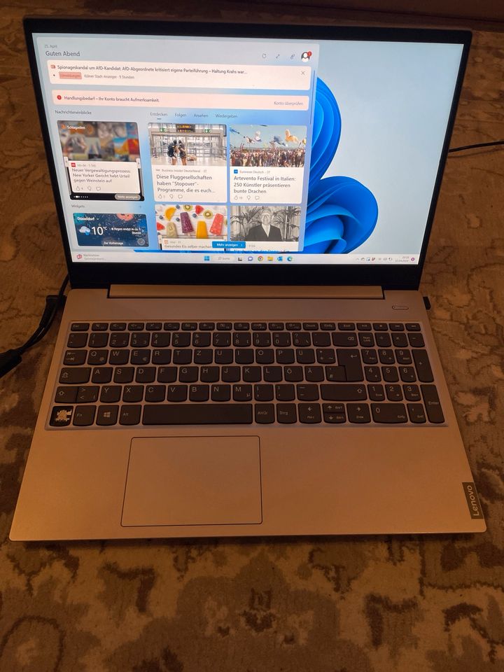 Lenovo IdeaPad Laptop in Köln